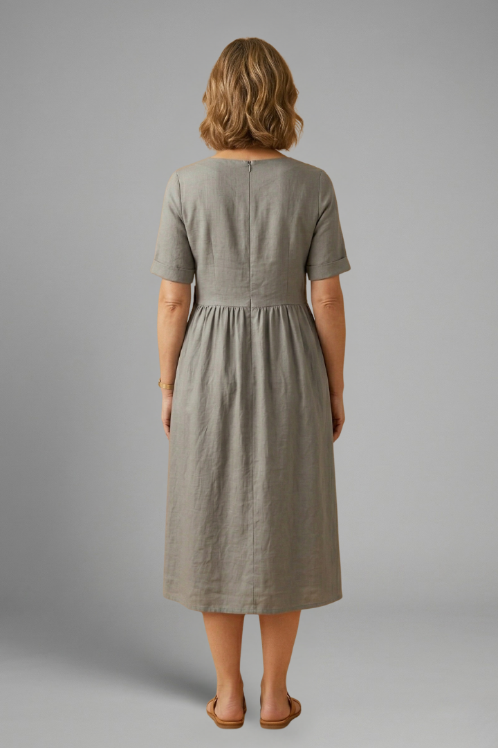 Women’s Midi Dress with Round Neckline and Loose Fit