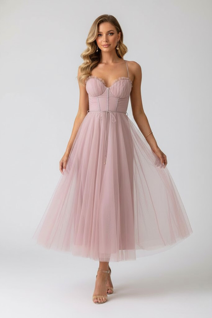 Women’s Dress with Sweetheart Neck