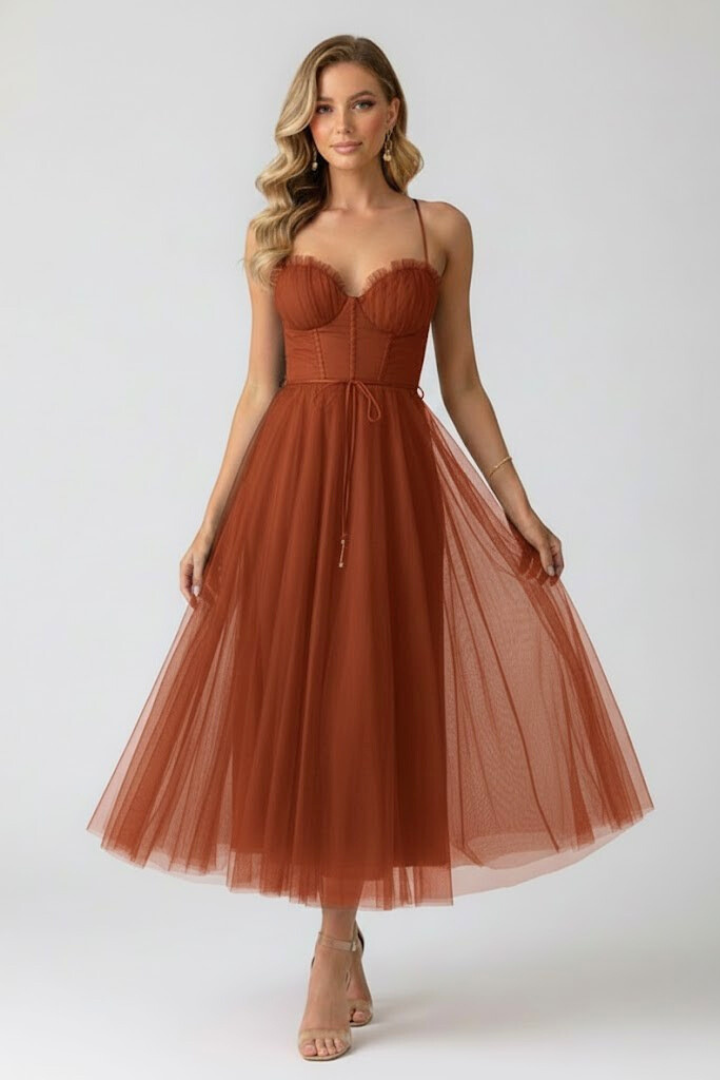Women’s Dress with Sweetheart Neck