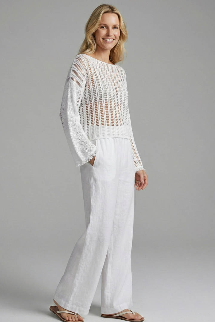 Women’s Top with Boat Neck and Long Sleeves