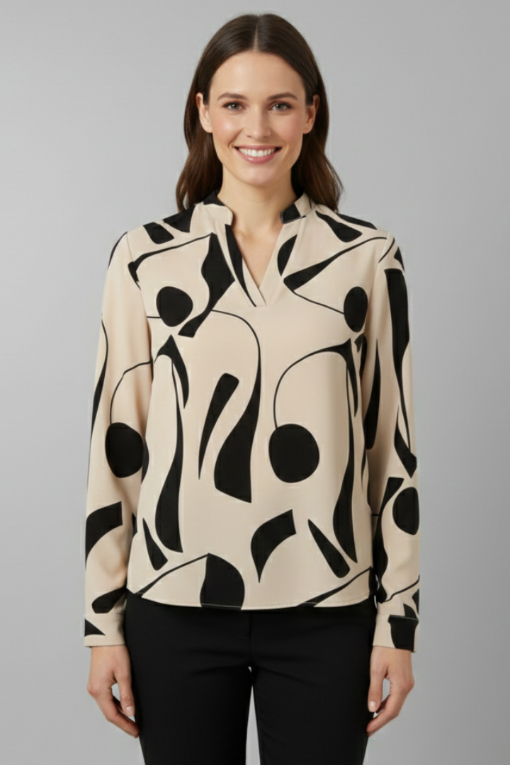 Women’s Blouse with Collar and Button Closure