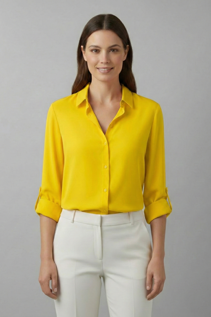 Women’s Blouse with Collar and Button Fastening