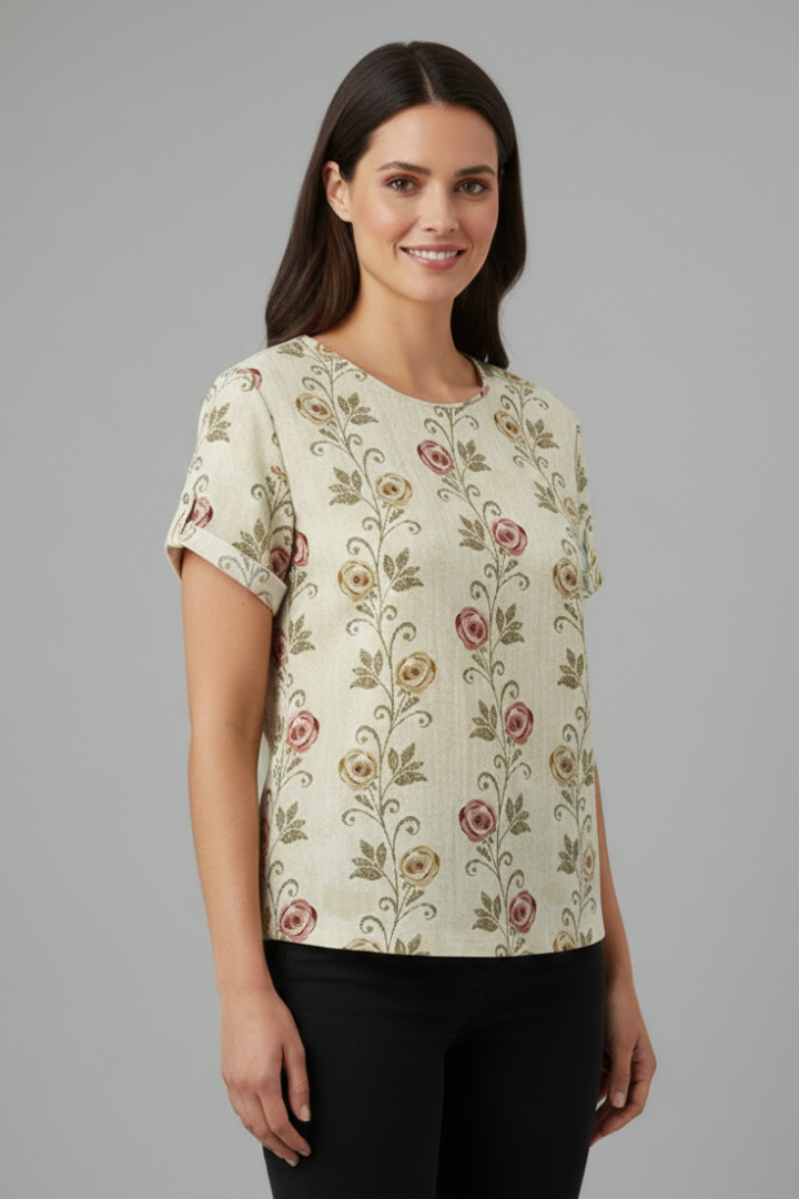 Women’s Blouse with Collared Neckline and Short Sleeves