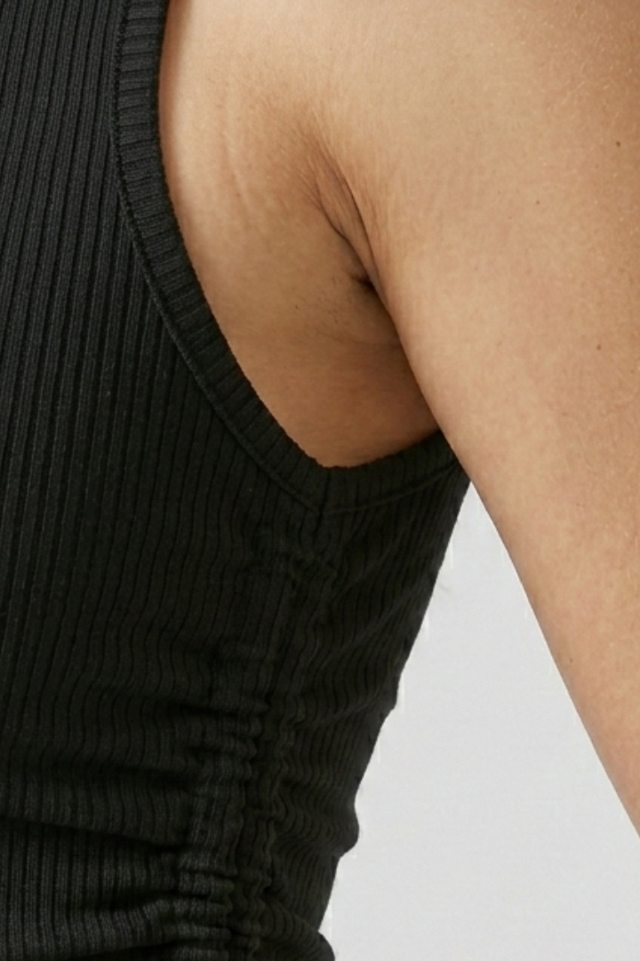 Women’s Crop Top with Side Ruching and Sleeveless Cut