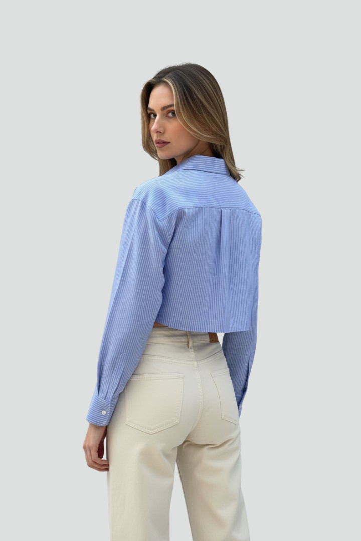 Women’s Cropped Shirt with Collar and Long Sleeves