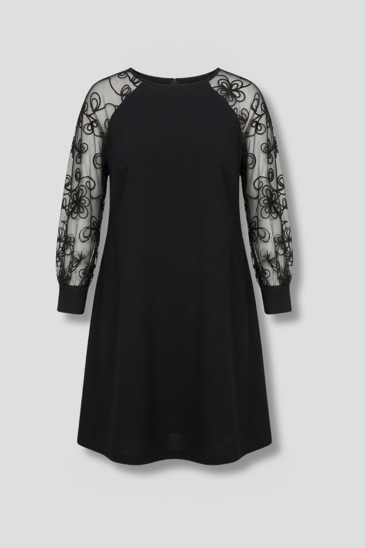 Women’s Dress with Round Neck and Sleeves