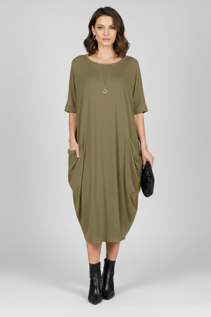 Women’s Dress with Round Neck and Short Sleeves