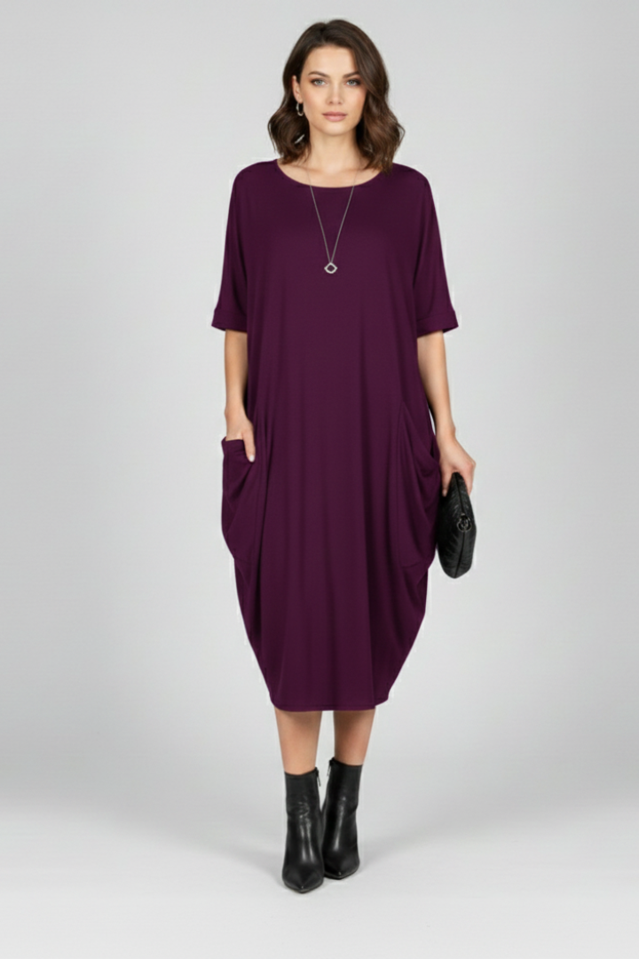 Women’s Dress with Round Neck and Short Sleeves