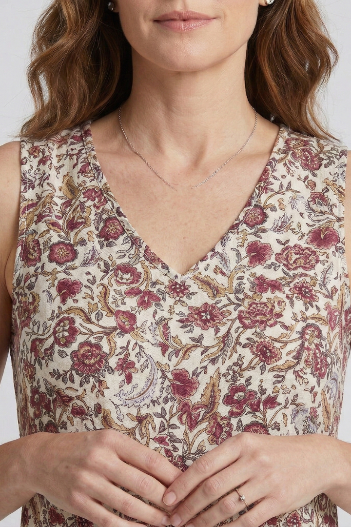 Women’s Dress with V-Neck and Sleeveless Cut