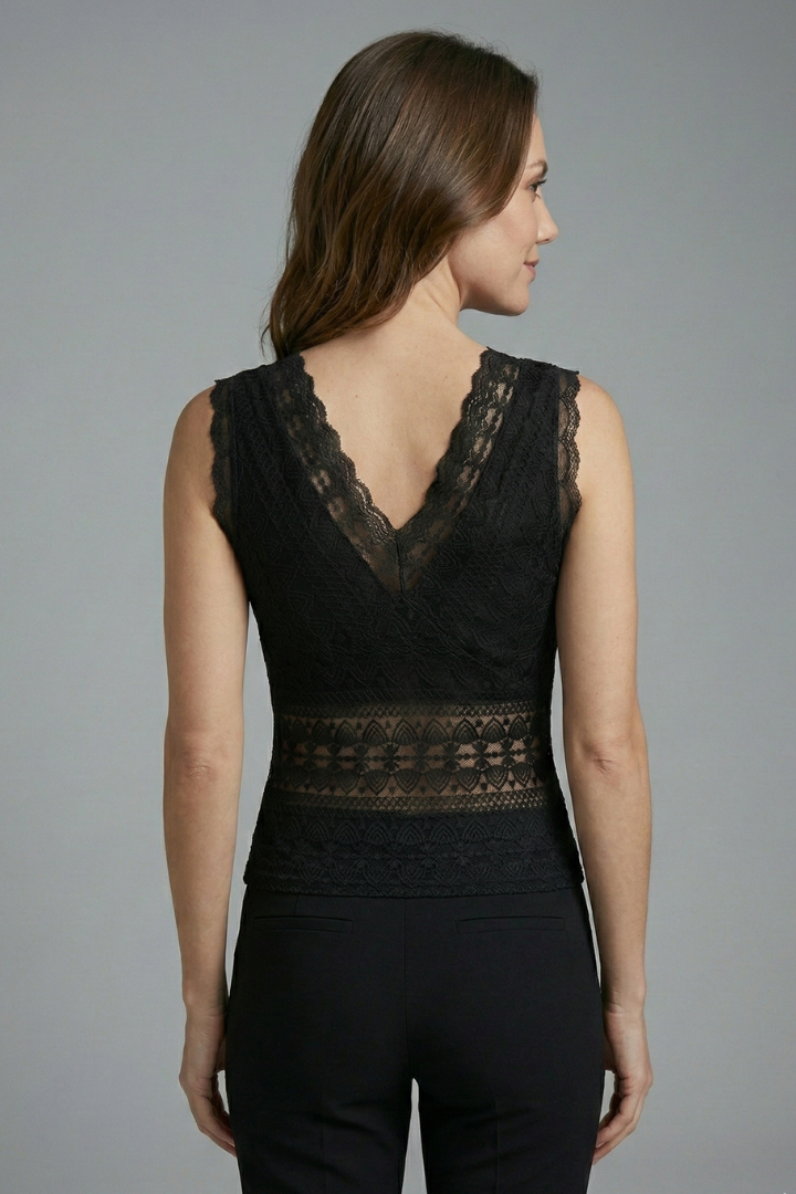 Women’s Top with V-Neck and Sleeveless Design