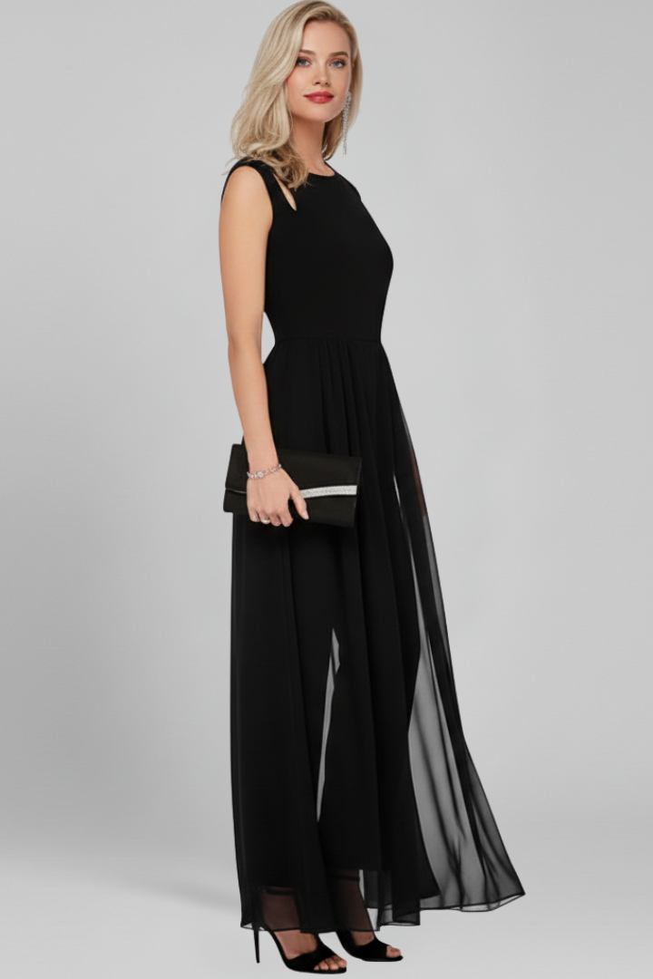 Women’s Maxi Dress with Sleeveless Cut and Side Slit