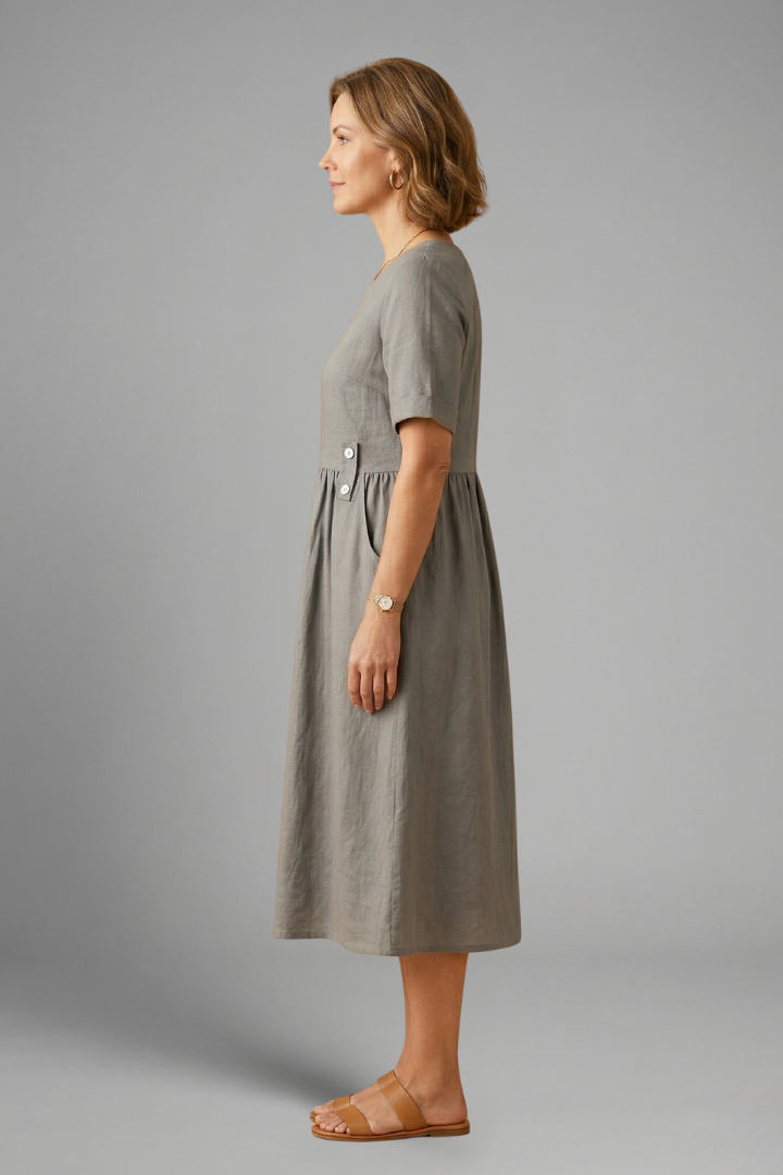 Women’s Midi Dress with Round Neckline and Loose Fit