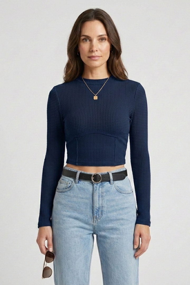 women’s Long Sleeve Crop Top in Textured by Heidi-Mode